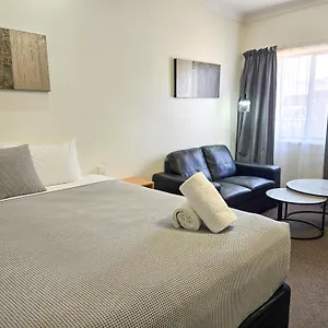 Ascot Motor 4* Kingaroy